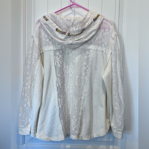 POL Floral Material & Lace Hooded Jacket Sz Medium NWT - Picture 3 of 16